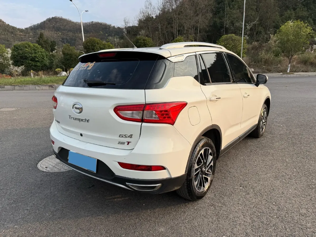 2018 GAC Trumpchi GS4 1.3T 137HP L4 5MT,autocango,china used car exporter,china ev exporter,chinese used car exporter,chinese used ev exporter