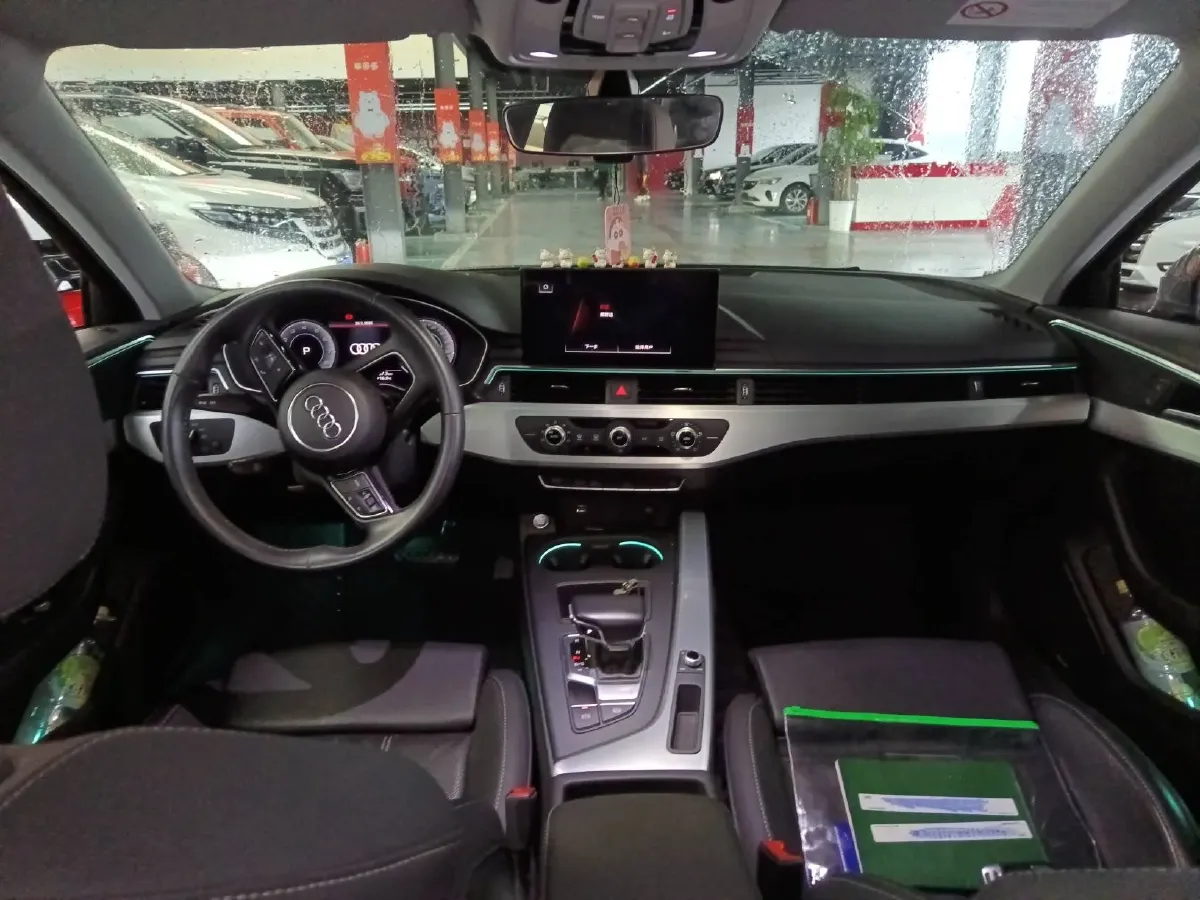 2020 Audi A4L 2.0T 190HP L4 7DCT,autocango,china used car exporter,china ev exporter,chinese used car exporter,chinese used ev exporter