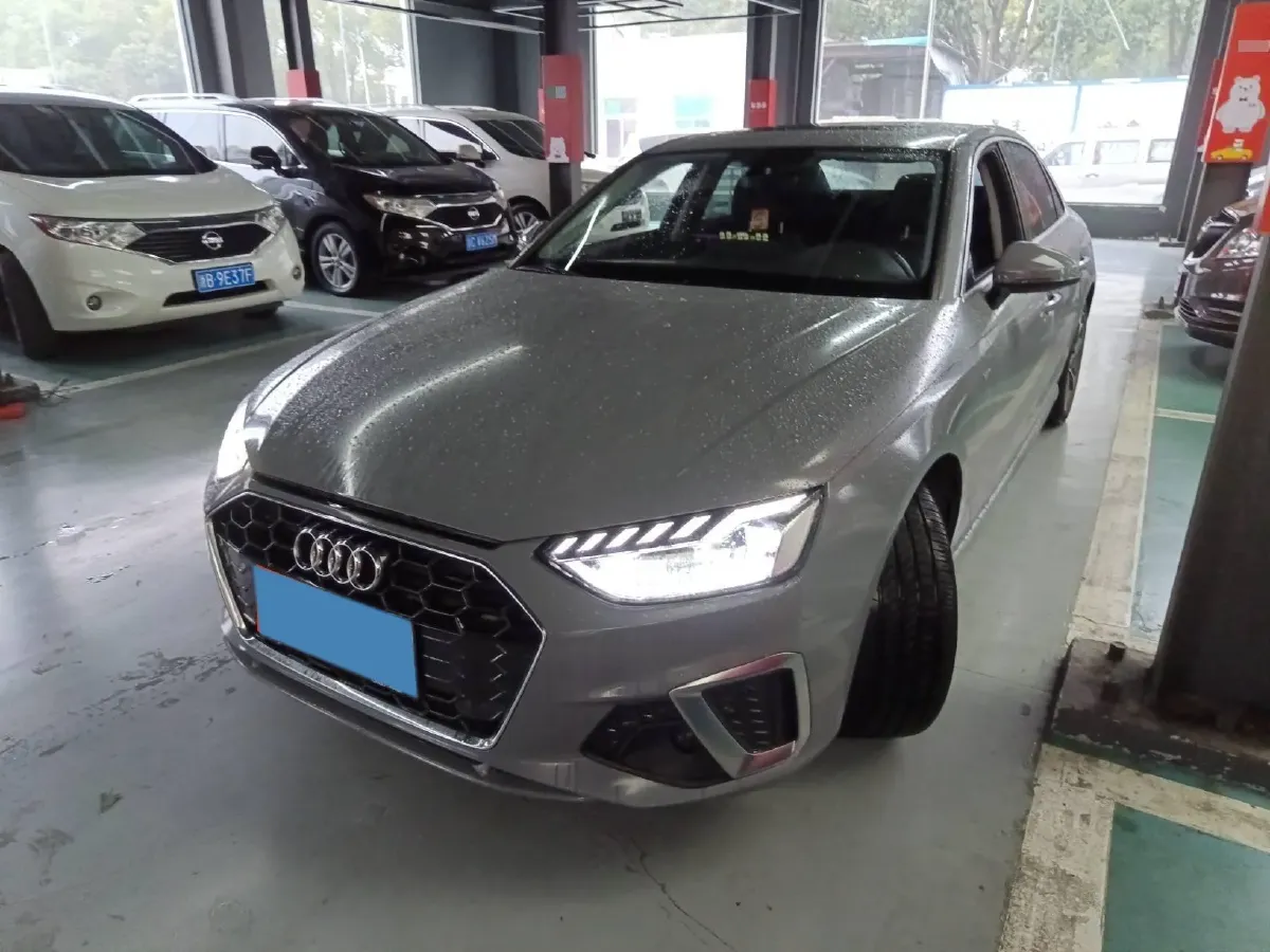 2020 Audi A4L 2.0T 190HP L4 7DCT,autocango,china used car exporter,china ev exporter,chinese used car exporter,chinese used ev exporter
