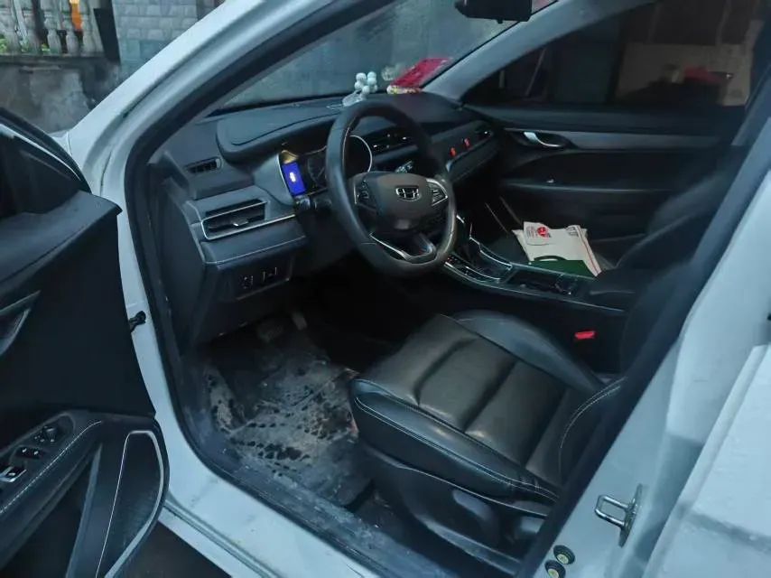 2021 Geely Coolray 1.4T 141HP L4 6MT,autocango,china used car exporter,china ev exporter,chinese used car exporter,chinese used ev exporter