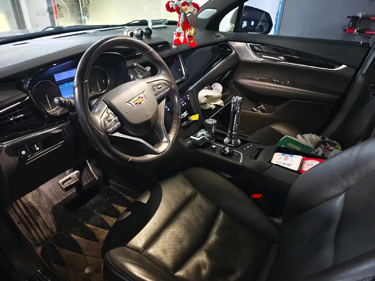 2022 Cadillac XT6 2.0T 237HP L4 9AT,autocango,china used car exporter,china ev exporter,chinese used car exporter,chinese used ev exporter