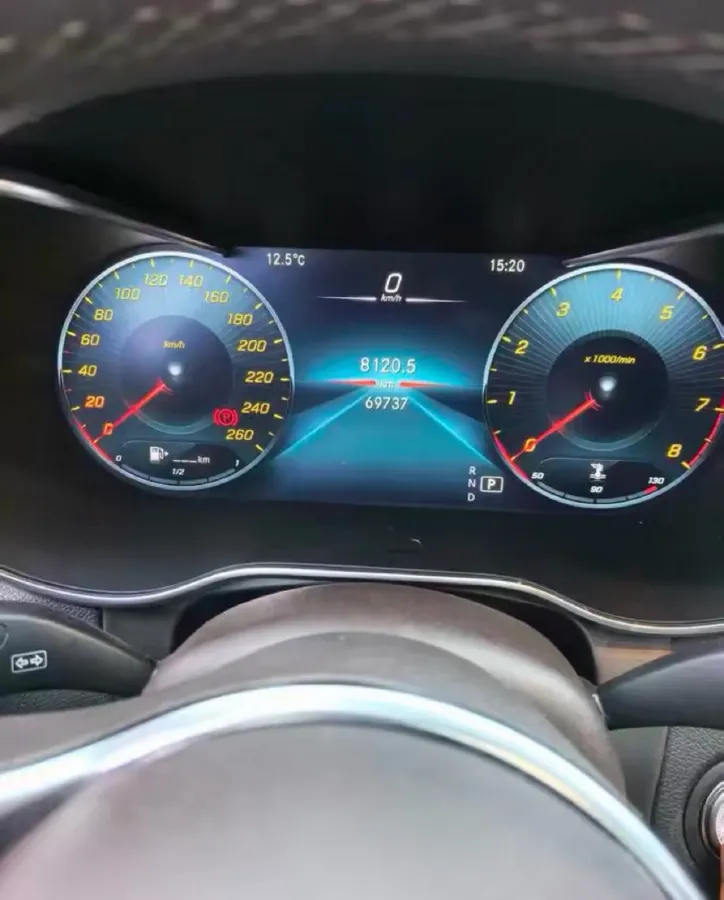 2021 Mercedes-Benz GLC Class 2.0T 197HP L4 9AT,autocango,china used car exporter,china ev exporter,chinese used car exporter,chinese used ev exporter