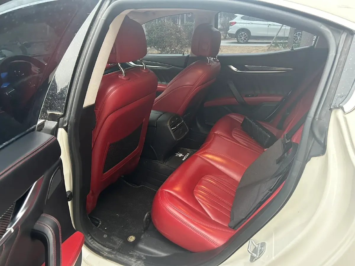 2017 Maserati Ghibli 3.0T 350HP V6 8AT,autocango,china used car exporter,china ev exporter,chinese used car exporter,chinese used ev exporter