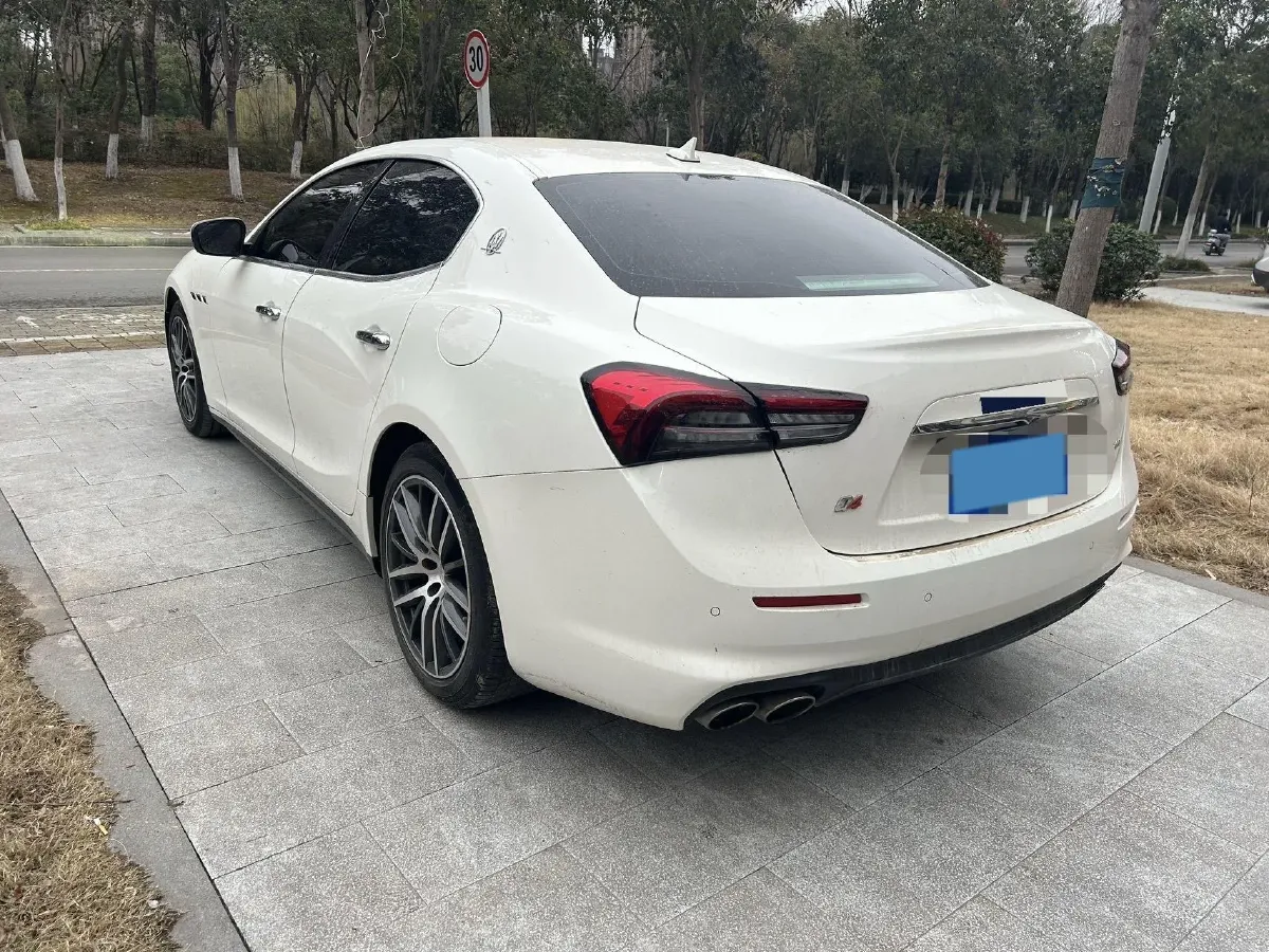 2017 Maserati Ghibli 3.0T 350HP V6 8AT,autocango,china used car exporter,china ev exporter,chinese used car exporter,chinese used ev exporter