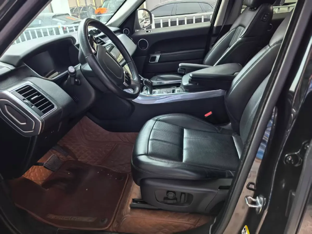 2022 Land Rover Range Rover Sport 3.0T 360HP L6 8AT,autocango,china used car exporter,china ev exporter,chinese used car exporter,chinese used ev exporter
