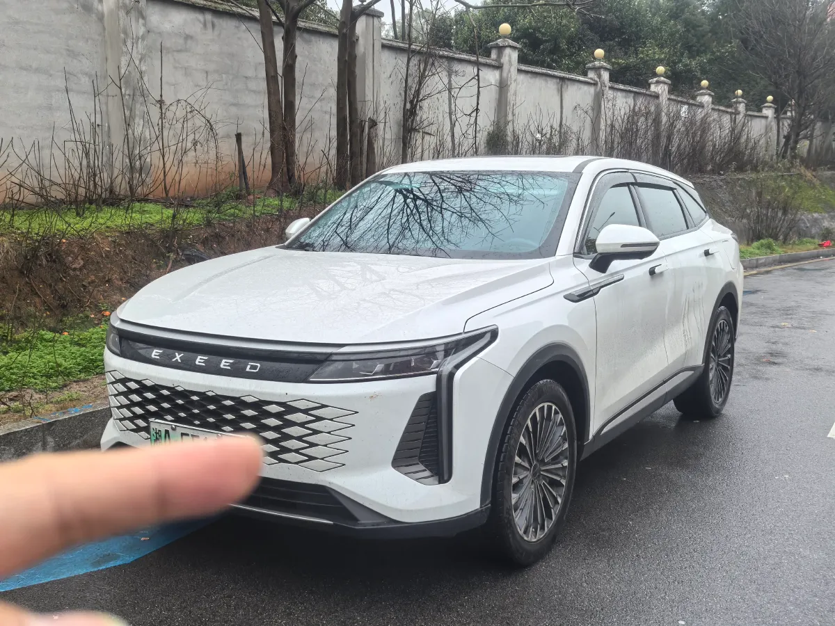 2024 Exceed RX C-DM 1.5T 156HP L4 3DHT PHEV 19.43KWH,autocango,china used car exporter,china ev exporter,chinese used car exporter,chinese used ev exporter