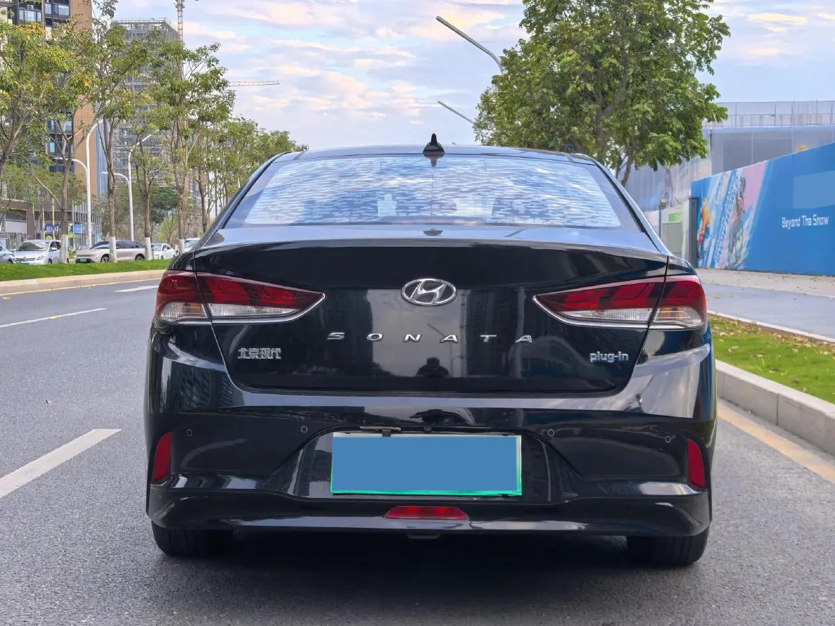 2018 Hyundai Sonata 2.0L 156HP L4 6AT PHEV 12.9KWH,autocango,china used car exporter,china ev exporter,chinese used car exporter,chinese used ev exporter