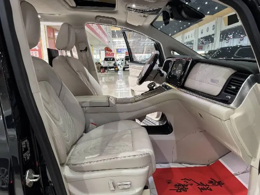 2023 GAC Trumpchi M8 2.0T 252HP L4 8AT,autocango,china used car exporter,china ev exporter,chinese used car exporter,chinese used ev exporter