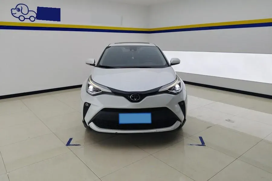 2021 Toyota C-HR 2.0L 171HP L4 CVT,autocango,china used car exporter,china ev exporter,chinese used car exporter,chinese used ev exporter