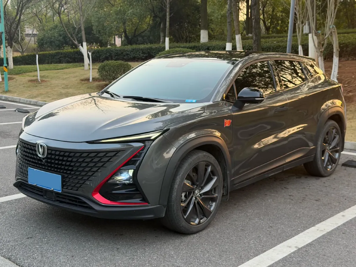 2020 ChangAn UNI-T 1.5T 180HP L4 7DCT,autocango,china used car exporter,china ev exporter,chinese used car exporter,chinese used ev exporter