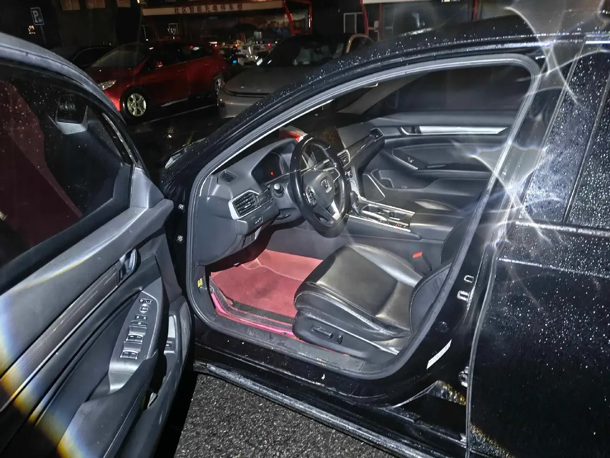 2022 Honda Accord 1.5T 194HP L4 CVT,autocango,china used car exporter,china ev exporter,chinese used car exporter,chinese used ev exporter