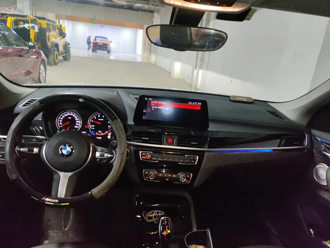 2021 BMW X1 1.5T 140HP L3 7DCT,autocango,china used car exporter,china ev exporter,chinese used car exporter,chinese used ev exporter