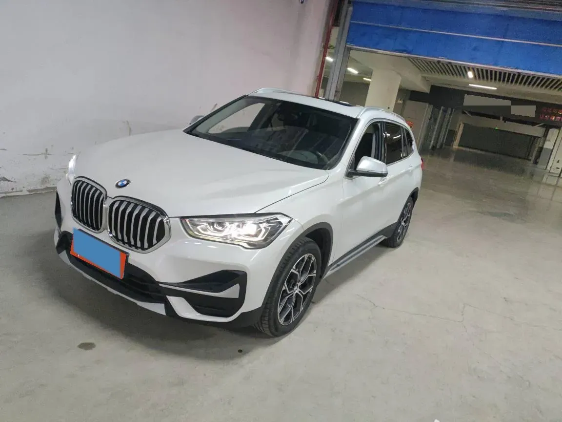 2021 BMW X1 1.5T 140HP L3 7DCT,autocango,china used car exporter,china ev exporter,chinese used car exporter,chinese used ev exporter