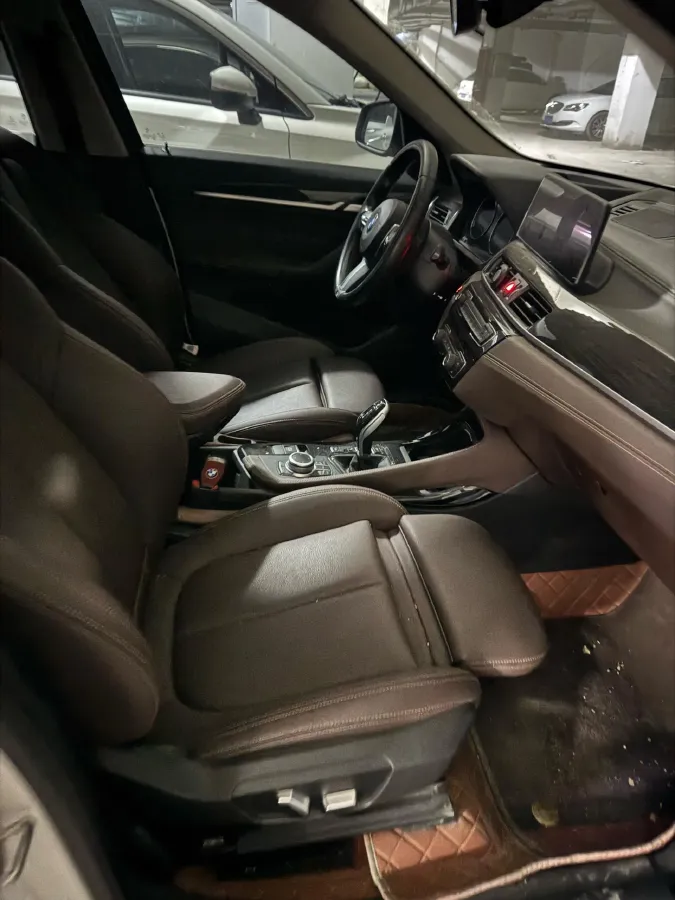 2021 BMW X1 2.0T 192HP L4 8AT,autocango,china used car exporter,china ev exporter,chinese used car exporter,chinese used ev exporter