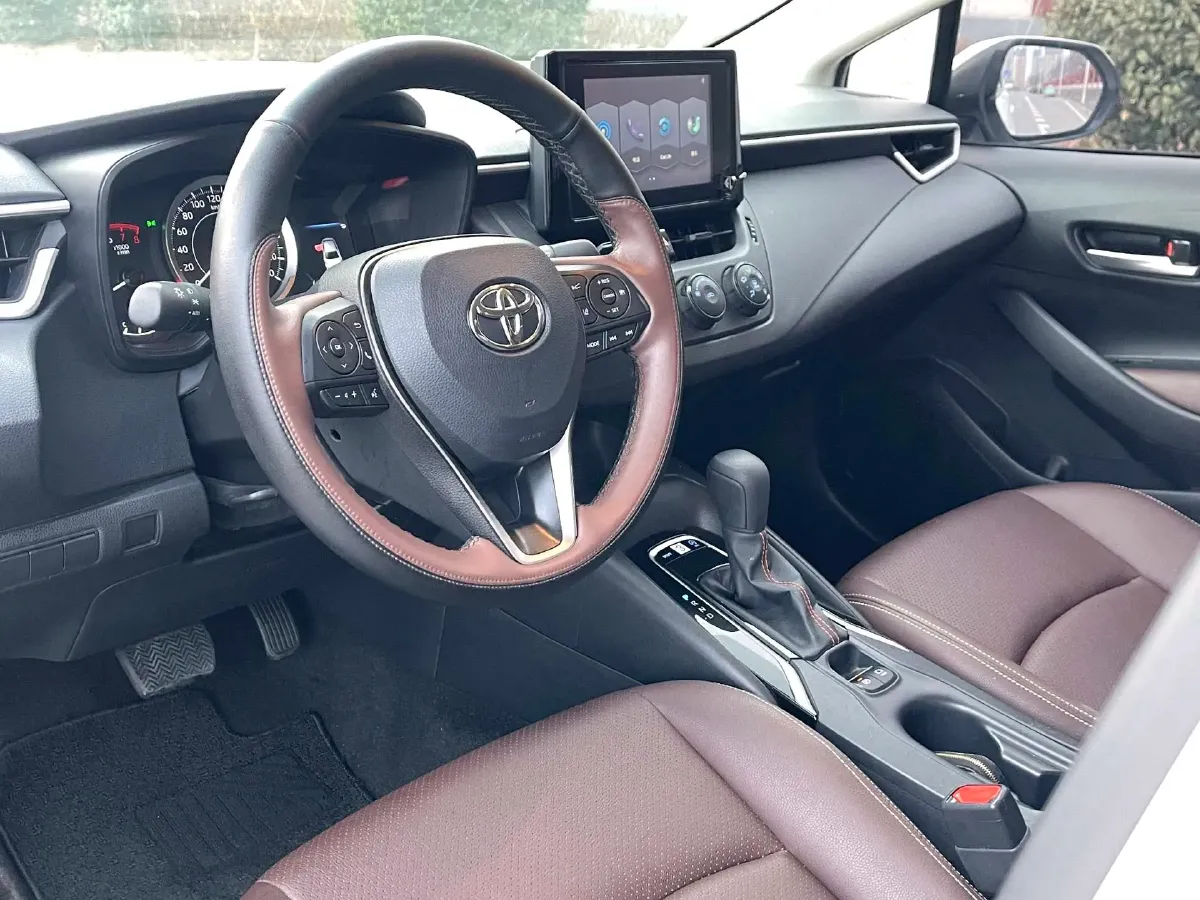2021 Toyota Corolla 1.2T 116HP L4 CVT,autocango,china used car exporter,china ev exporter,chinese used car exporter,chinese used ev exporter