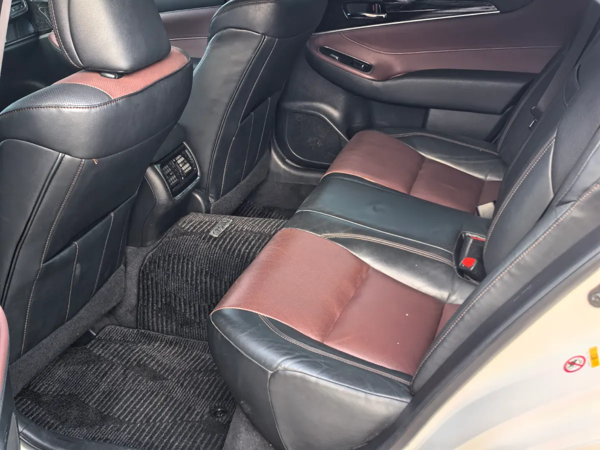 2018 Toyota Highlander 2.0T 220HP L4 6AT,autocango,china used car exporter,china ev exporter,chinese used car exporter,chinese used ev exporter