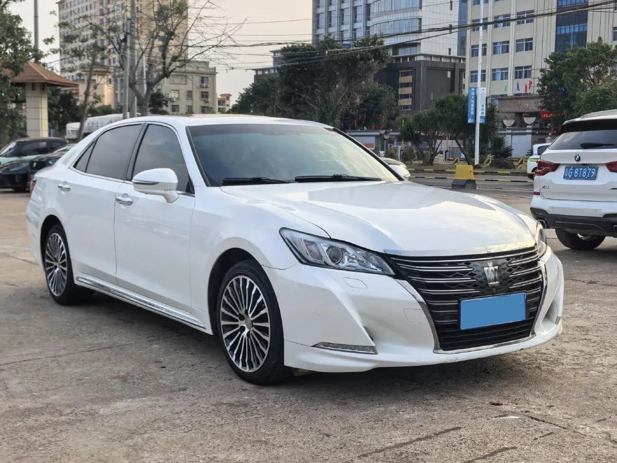 2018 Toyota Highlander 2.0T 220HP L4 6AT,autocango,china used car exporter,china ev exporter,chinese used car exporter,chinese used ev exporter