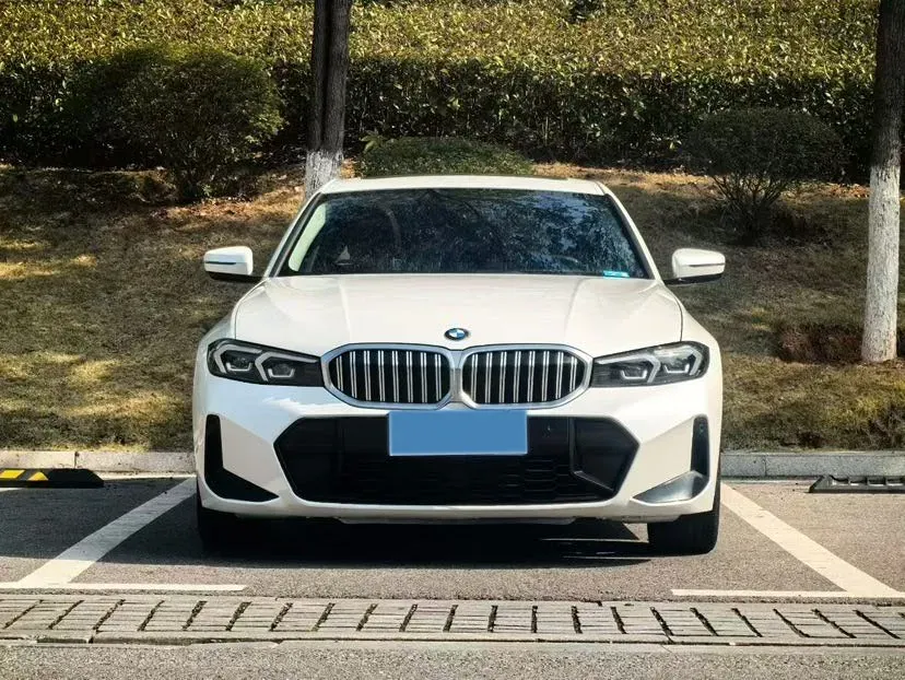 2023 BMW 3 Series 2.0T 156HP L4 8AT,autocango,china used car exporter,china ev exporter,chinese used car exporter,chinese used ev exporter