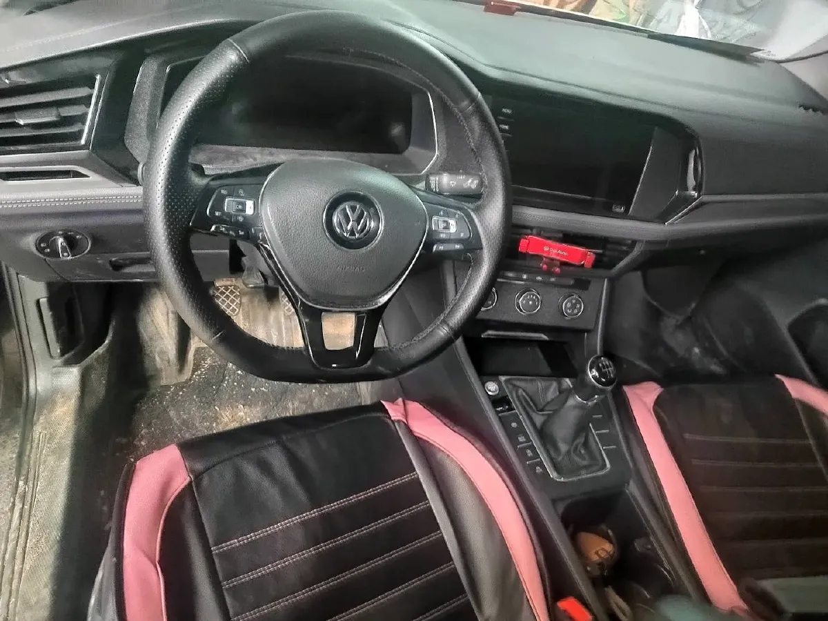 2021 Volkswagen Sagitar 1.2T 116HP L4 5MT,autocango,china used car exporter,china ev exporter,chinese used car exporter,chinese used ev exporter