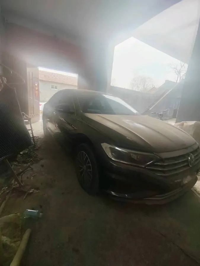 2021 Volkswagen Sagitar 1.2T 116HP L4 5MT,autocango,china used car exporter,china ev exporter,chinese used car exporter,chinese used ev exporter