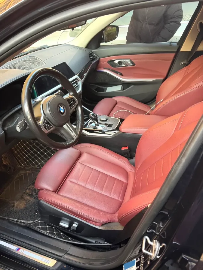 2021 BMW 3 Series 2.0T 156HP L4 8AT,autocango,china used car exporter,china ev exporter,chinese used car exporter,chinese used ev exporter