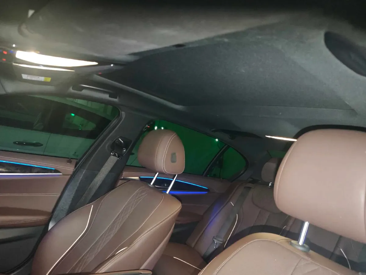 2022 BMW 5 Series 2.0T 184HP L4 8AT,autocango,china used car exporter,china ev exporter,chinese used car exporter,chinese used ev exporter