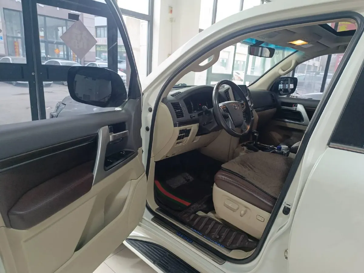 2019 Chevrolet Trax 1.0T 125HP L3 6AT,autocango,china used car exporter,china ev exporter,chinese used car exporter,chinese used ev exporter