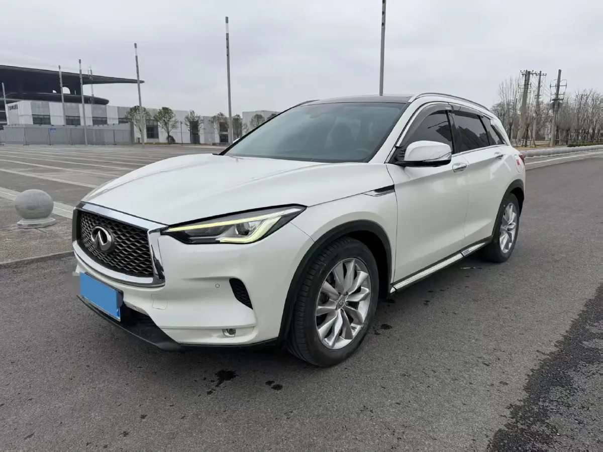 2018 Jeep Grand Commander 2.0T 265HP L4 9AT,autocango,china used car exporter,china ev exporter,chinese used car exporter,chinese used ev exporter