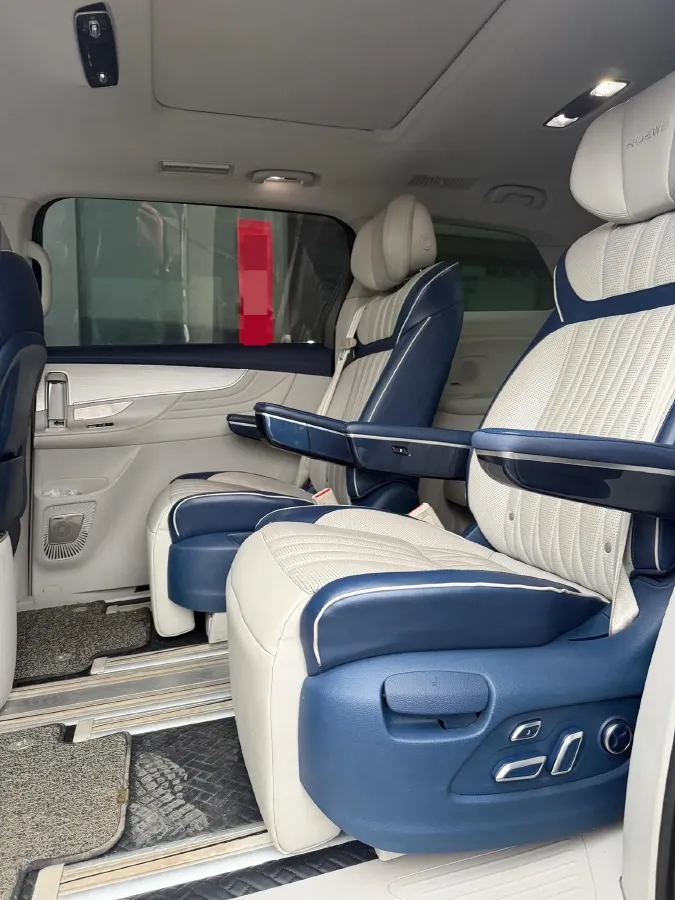 2021 Roewe iMAX8 2.0T 234HP L4 8AT,autocango,china used car exporter,china ev exporter,chinese used car exporter,chinese used ev exporter