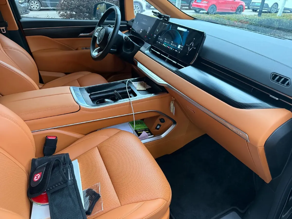 2024 Toyota Sienna 2.5L 189HP L4 E-CVT Hybrid,autocango,china used car exporter,china ev exporter,chinese used car exporter,chinese used ev exporter