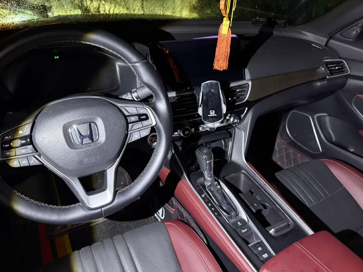 2022 Honda Inspire 1.5T 194HP L4 CVT,autocango,china used car exporter,china ev exporter,chinese used car exporter,chinese used ev exporter