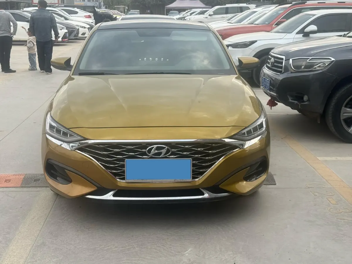 2019 Hyundai La Festa 1.6T 204HP L4 7DCT,autocango,china used car exporter,china ev exporter,chinese used car exporter,chinese used ev exporter