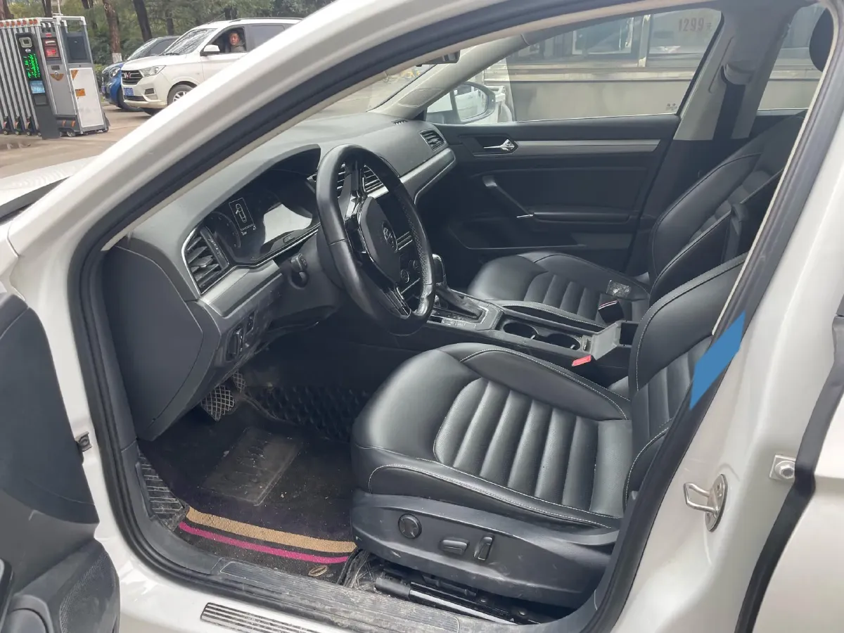 2019 Volkswagen Passat 1.4T 150HP L4 7DCT,autocango,china used car exporter,china ev exporter,chinese used car exporter,chinese used ev exporter