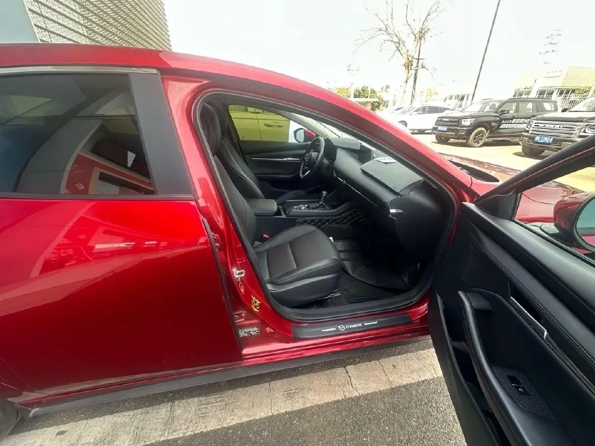 2020 Mazda 3 Axela 2.0L 158HP L4 6AT,autocango,china used car exporter,china ev exporter,chinese used car exporter,chinese used ev exporter