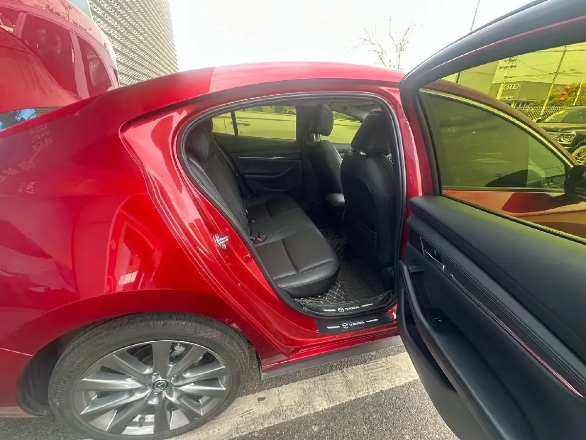 2020 Mazda 3 Axela 2.0L 158HP L4 6AT,autocango,china used car exporter,china ev exporter,chinese used car exporter,chinese used ev exporter