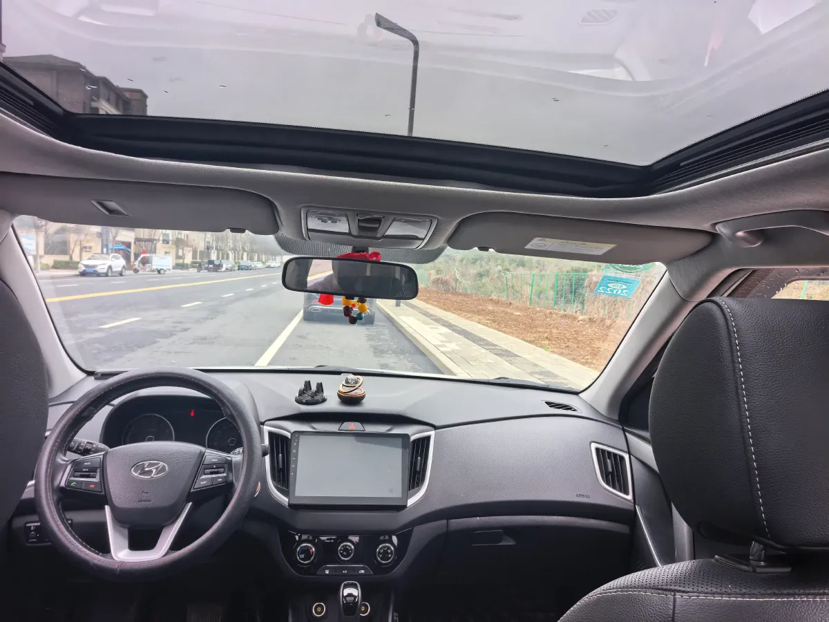 2015 Hyundai ix25 1.6L 125HP L4 6AT,autocango,china used car exporter,china ev exporter,chinese used car exporter,chinese used ev exporter