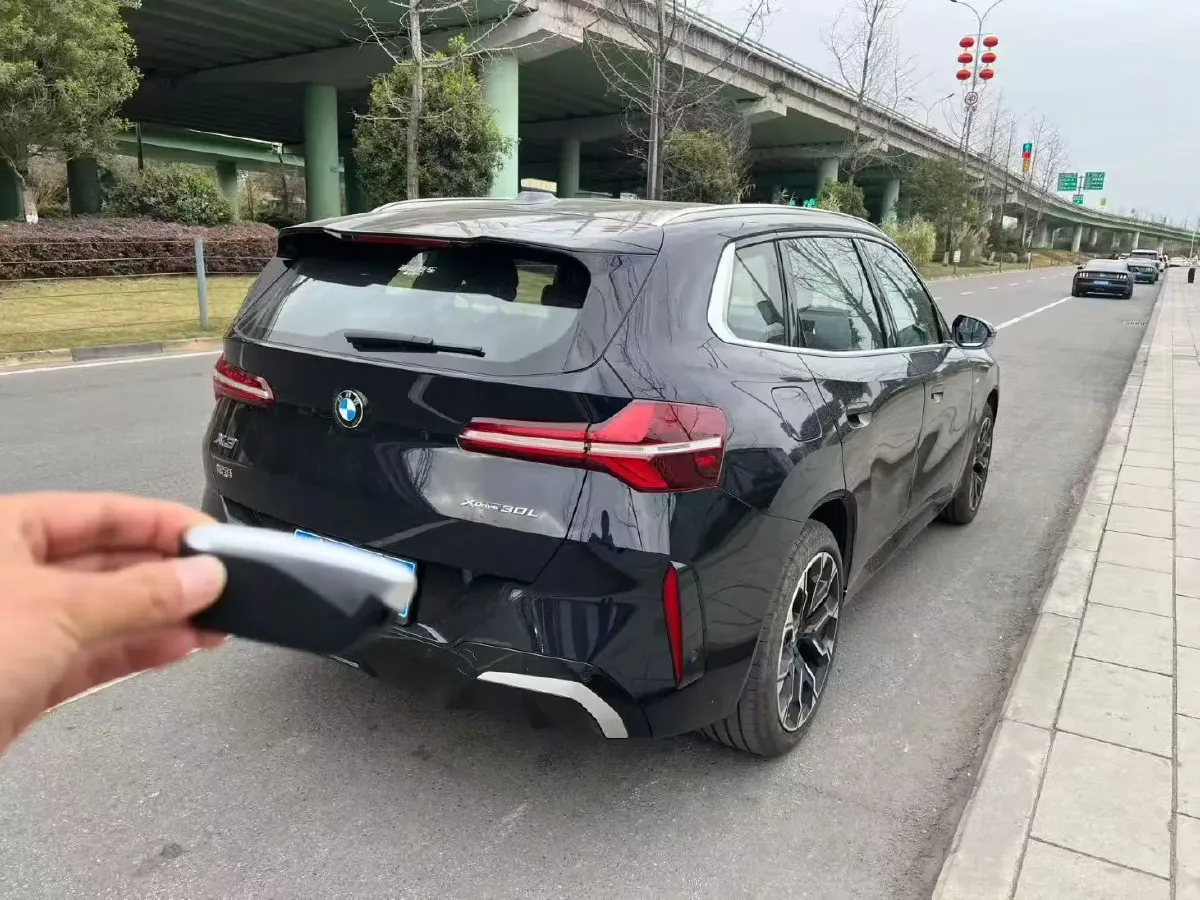 2025 BMW X3 2.0T 258HP L4 8AT,autocango,china used car exporter,china ev exporter,chinese used car exporter,chinese used ev exporter