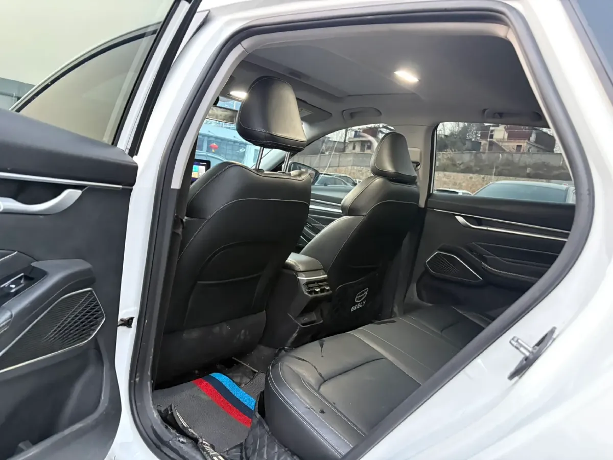 2022 Geely Emgrand 1.5L 114HP L4 CVT,autocango,china used car exporter,china ev exporter,chinese used car exporter,chinese used ev exporter