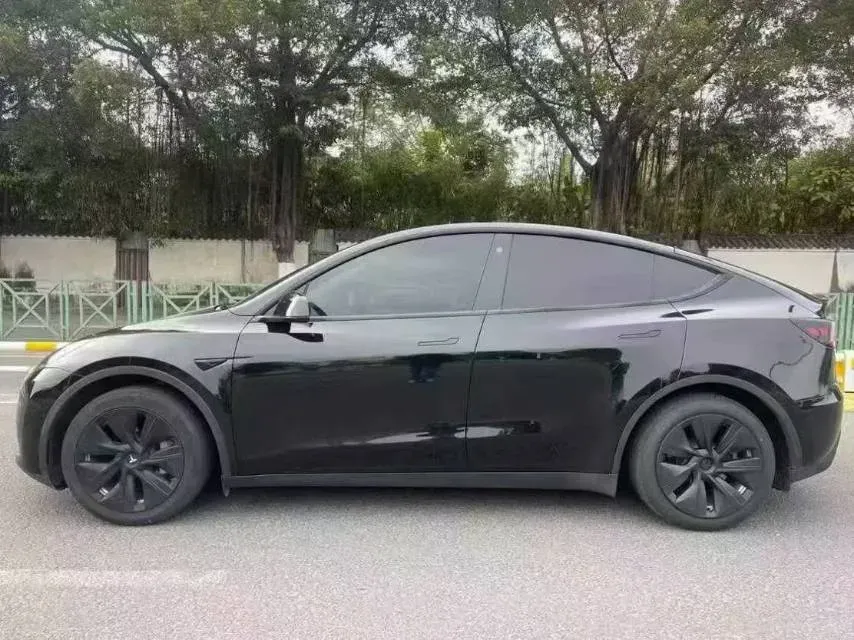 2022 Tesla Model Y BEV 60KWH,autocango,china used car exporter,china ev exporter,chinese used car exporter,chinese used ev exporter