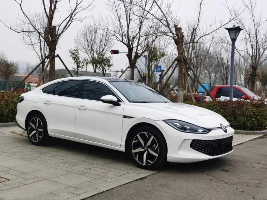 2023 Volkswagen Lamando 1.4T 150HP L4 7DCT,autocango,china used car exporter,china ev exporter,chinese used car exporter,chinese used ev exporter