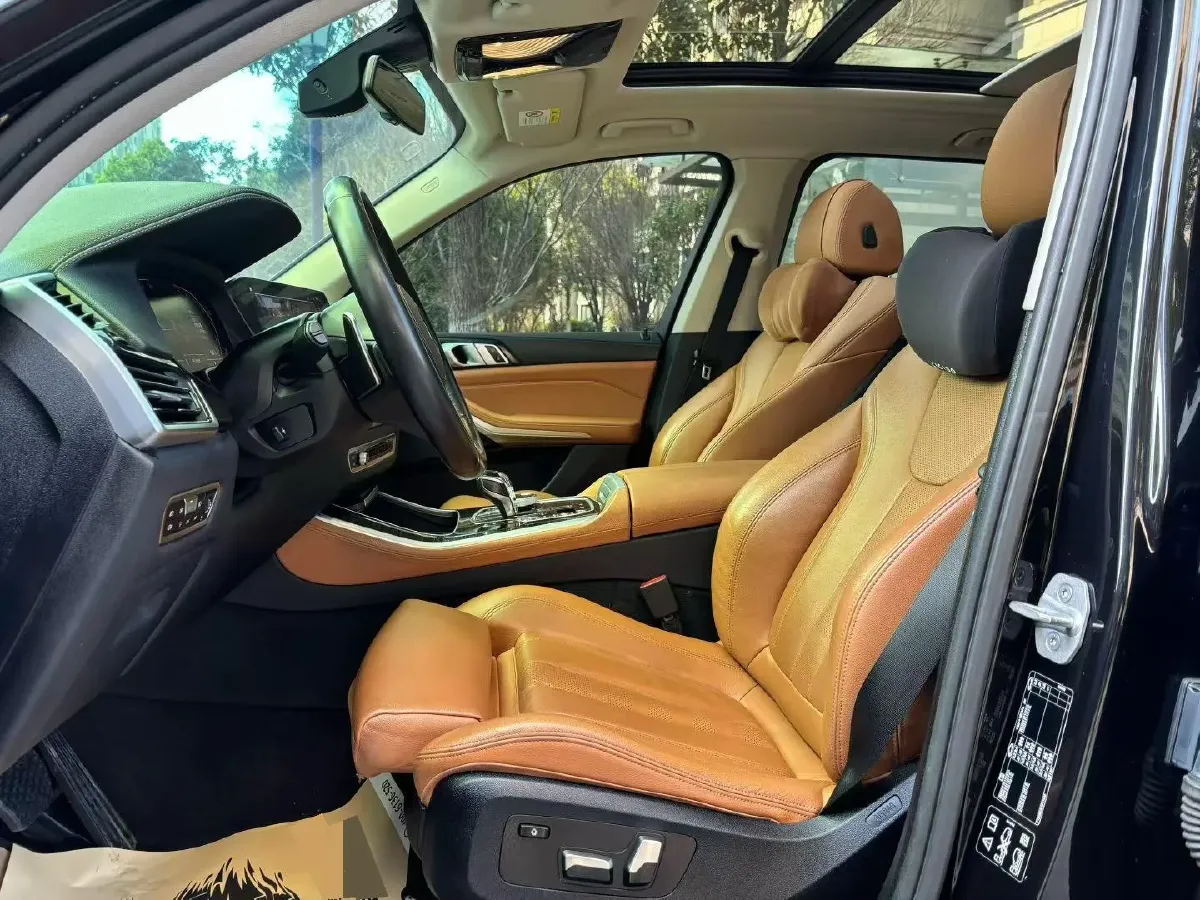 2019 BMW X5 3.0T 340HP L6 8AT,autocango,china used car exporter,china ev exporter,chinese used car exporter,chinese used ev exporter