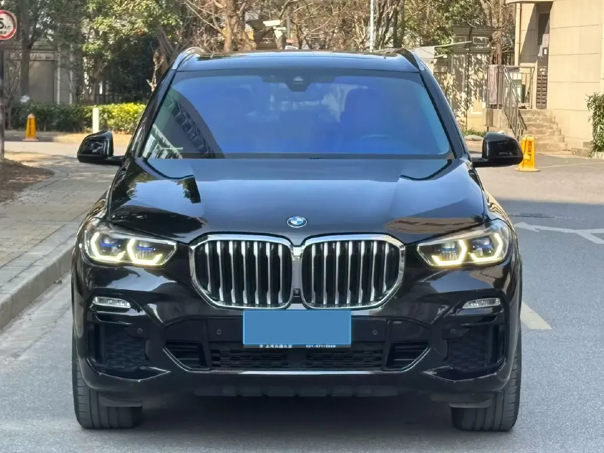 2019 BMW X5 3.0T 340HP L6 8AT,autocango,china used car exporter,china ev exporter,chinese used car exporter,chinese used ev exporter