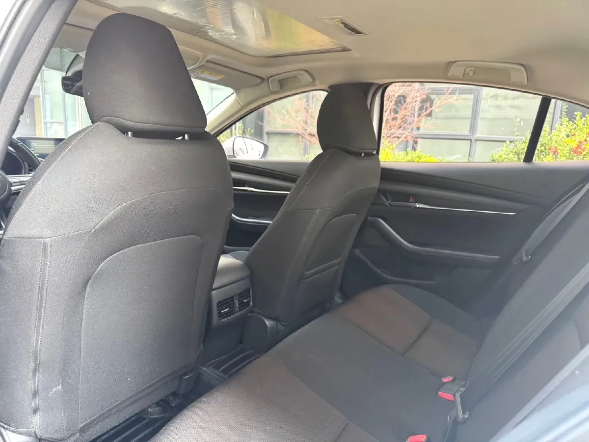 2023 Mazda 3 Axela 2.0L 158HP L4 6AT,autocango,china used car exporter,china ev exporter,chinese used car exporter,chinese used ev exporter