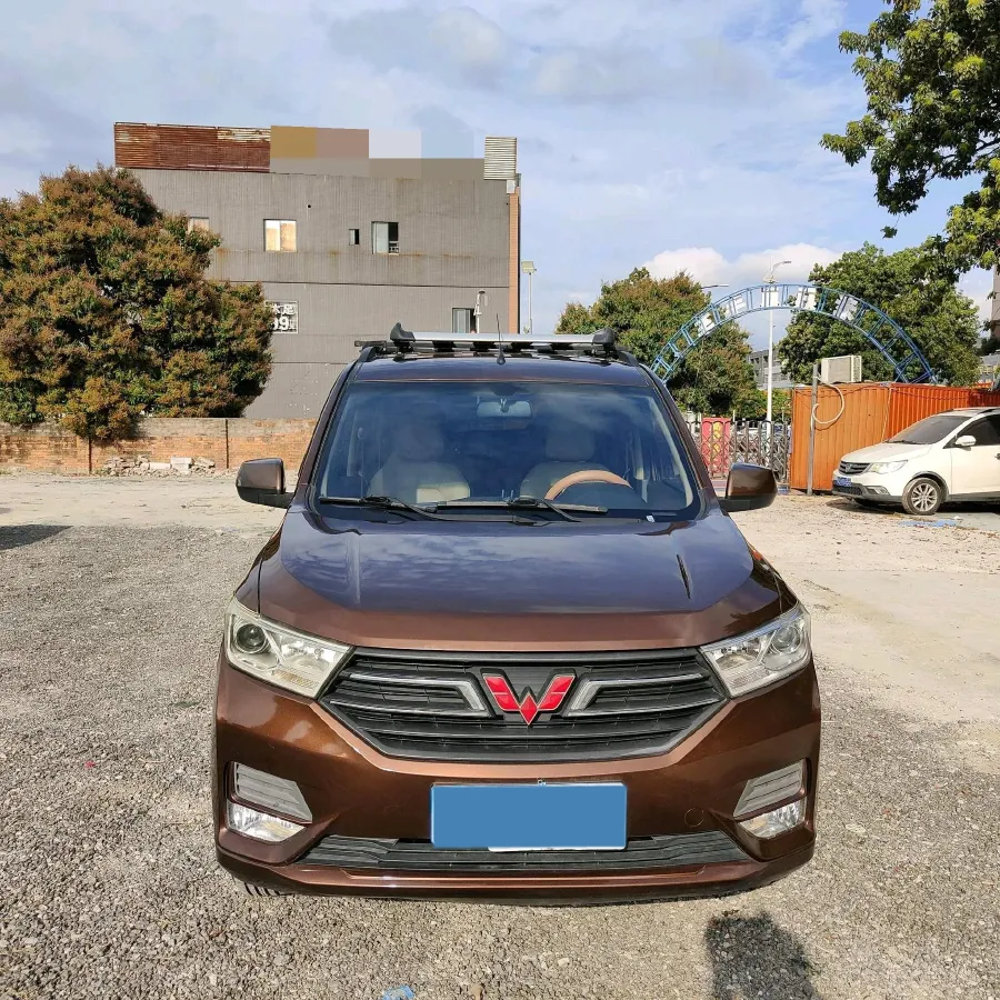 2021 WuLing HongGuang 1.5L 99HP L4 6MT,autocango,china used car exporter,china ev exporter,chinese used car exporter,chinese used ev exporter