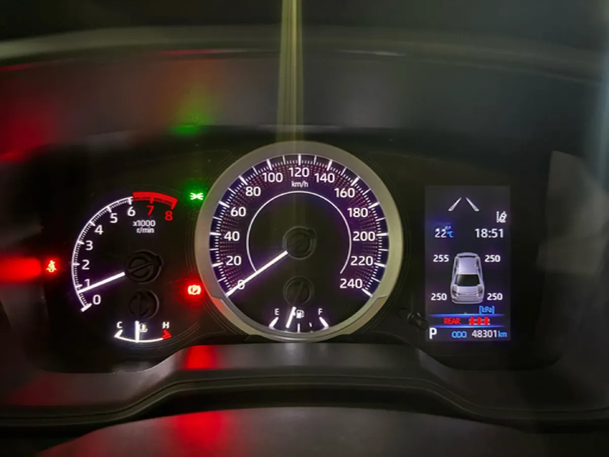 2021 Toyota Corolla 1.2T 116HP L4 CVT,autocango,china used car exporter,china ev exporter,chinese used car exporter,chinese used ev exporter