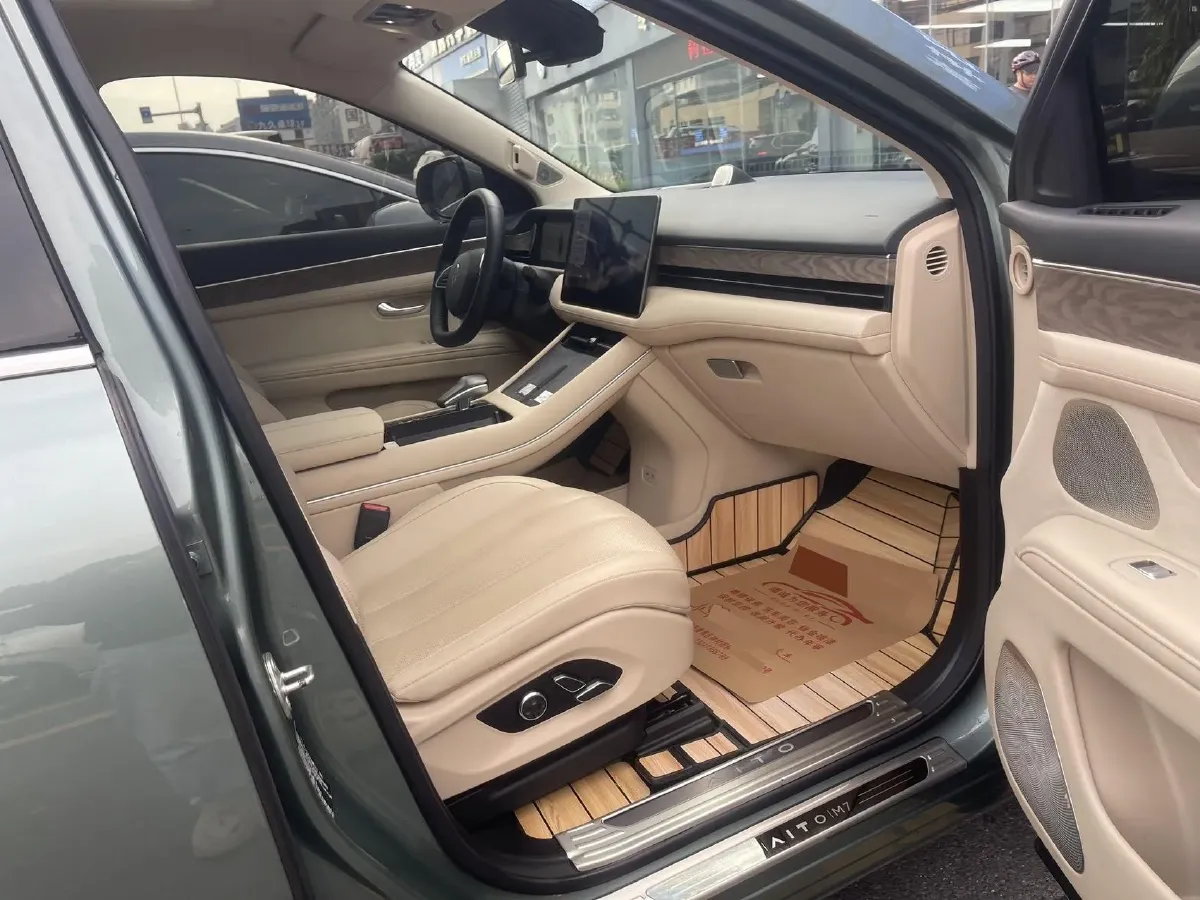 2022 Infiniti Q50L 2.0T 211HP L4 7AT,autocango,china used car exporter,china ev exporter,chinese used car exporter,chinese used ev exporter