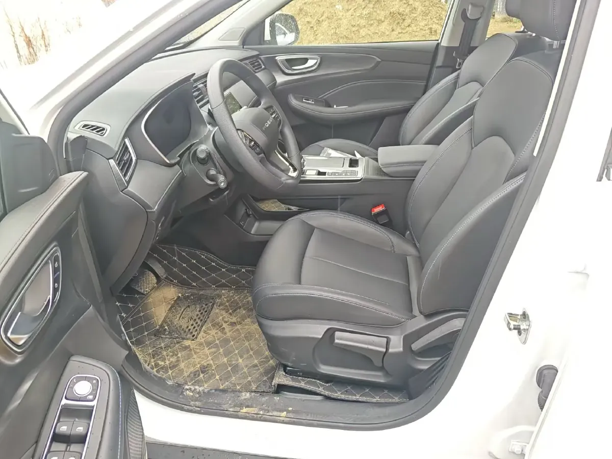 2025 Roewe RX5 1.5T 181HP L4 7DCT,autocango,china used car exporter,china ev exporter,chinese used car exporter,chinese used ev exporter