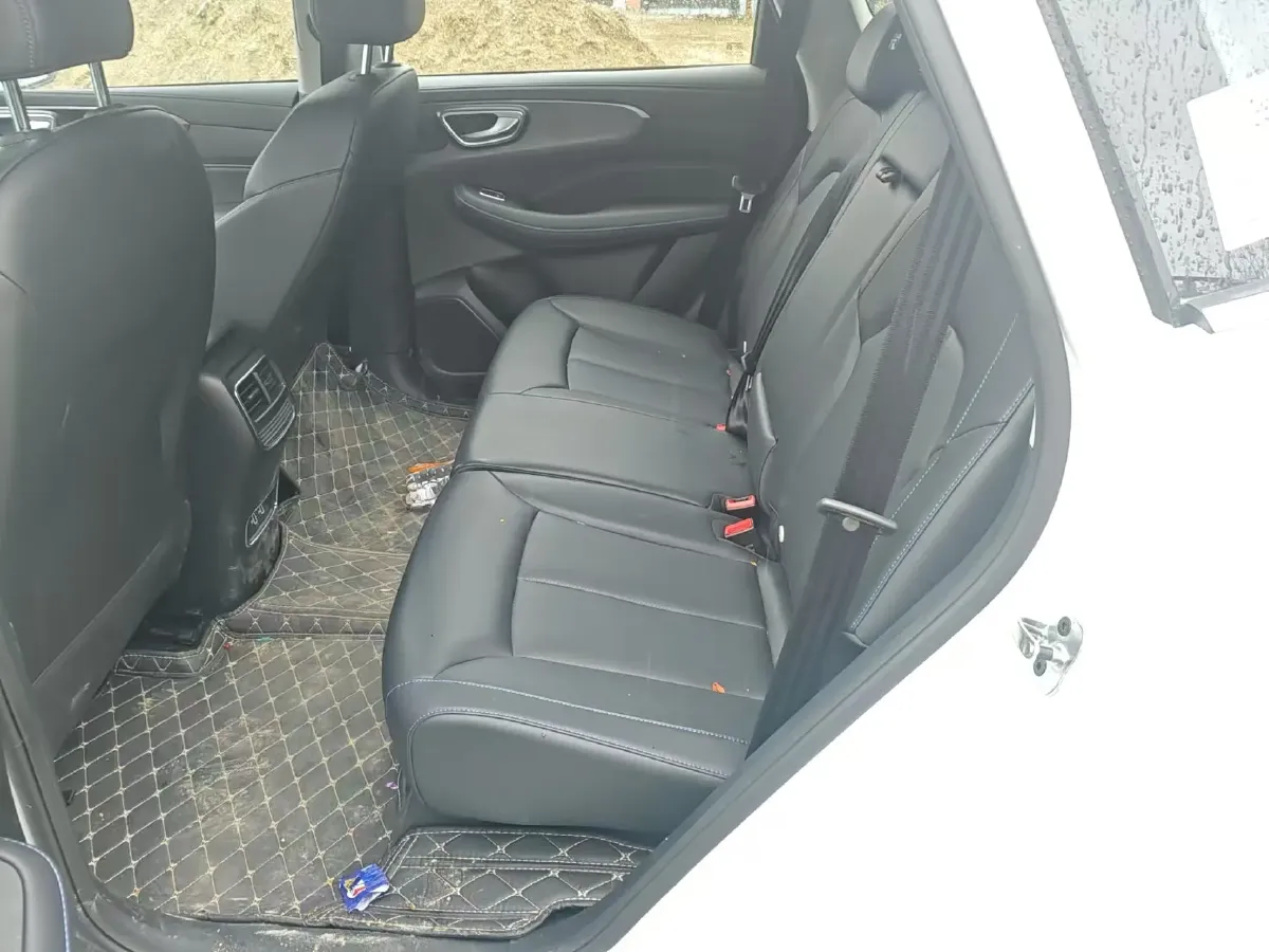 2025 Roewe RX5 1.5T 181HP L4 7DCT,autocango,china used car exporter,china ev exporter,chinese used car exporter,chinese used ev exporter