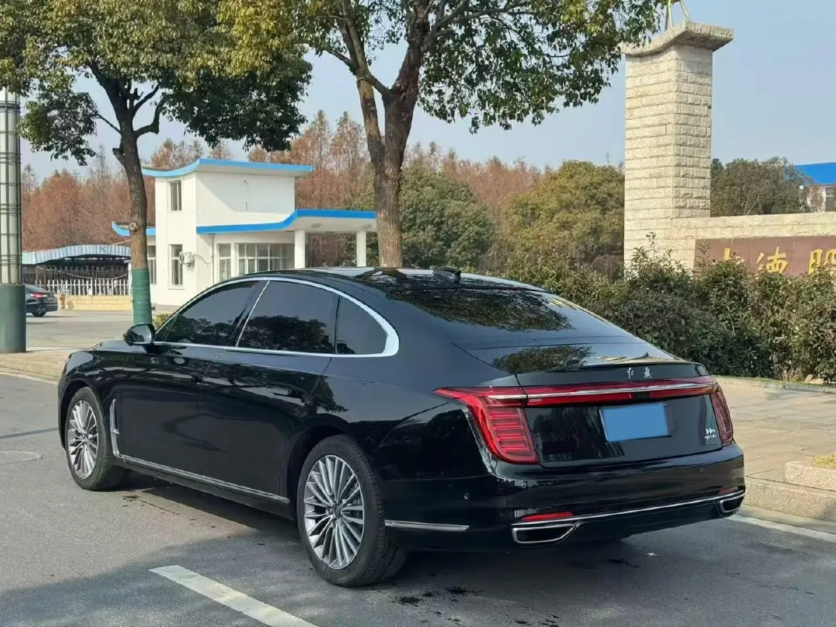 2022 HongQi H9 2.0T 252HP L4 7DCT,autocango,china used car exporter,china ev exporter,chinese used car exporter,chinese used ev exporter
