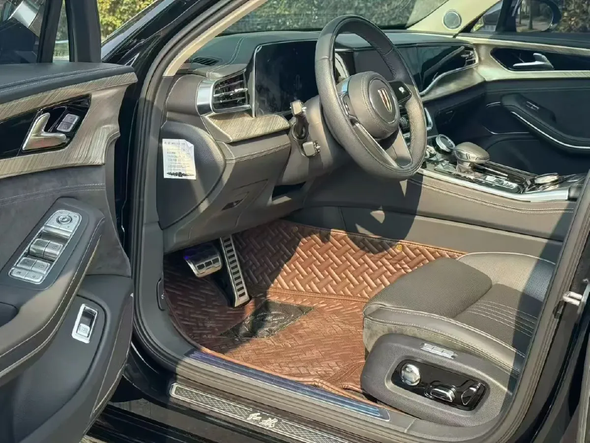 2022 HongQi H9 2.0T 252HP L4 7DCT,autocango,china used car exporter,china ev exporter,chinese used car exporter,chinese used ev exporter